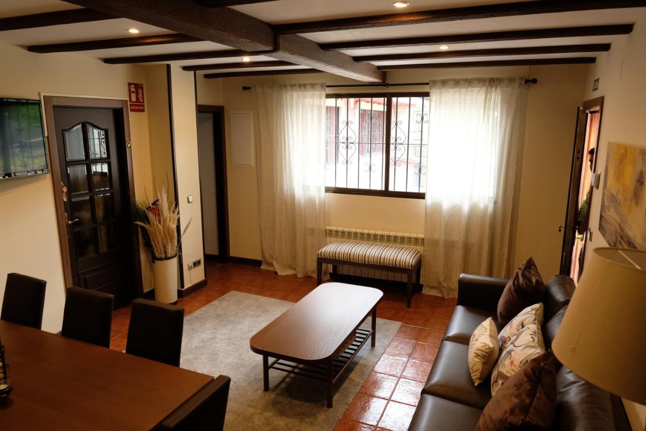 El Barranco De Miraflores Мирафлорес-де-ла-Сьерра Экстерьер фото
